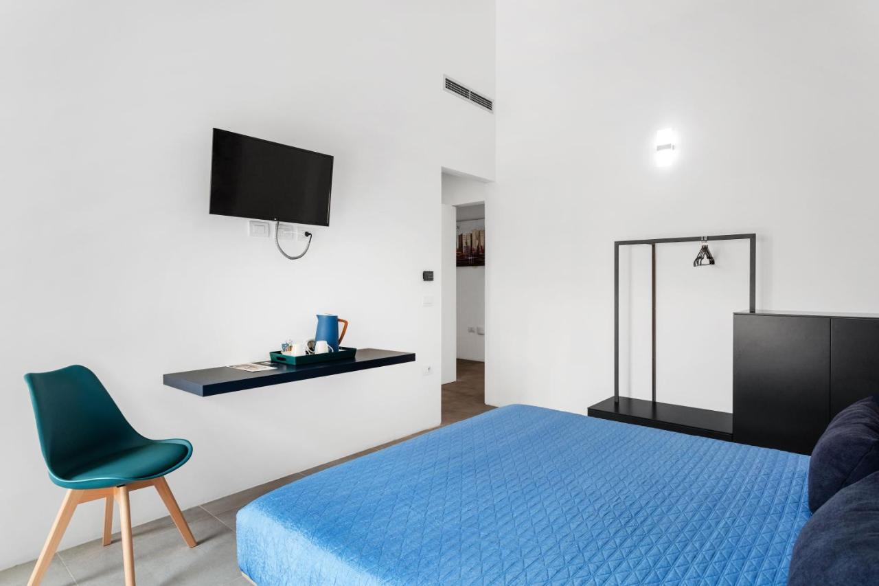 Double D House Bed & Breakfast ออลเบีย ภายนอก รูปภาพ