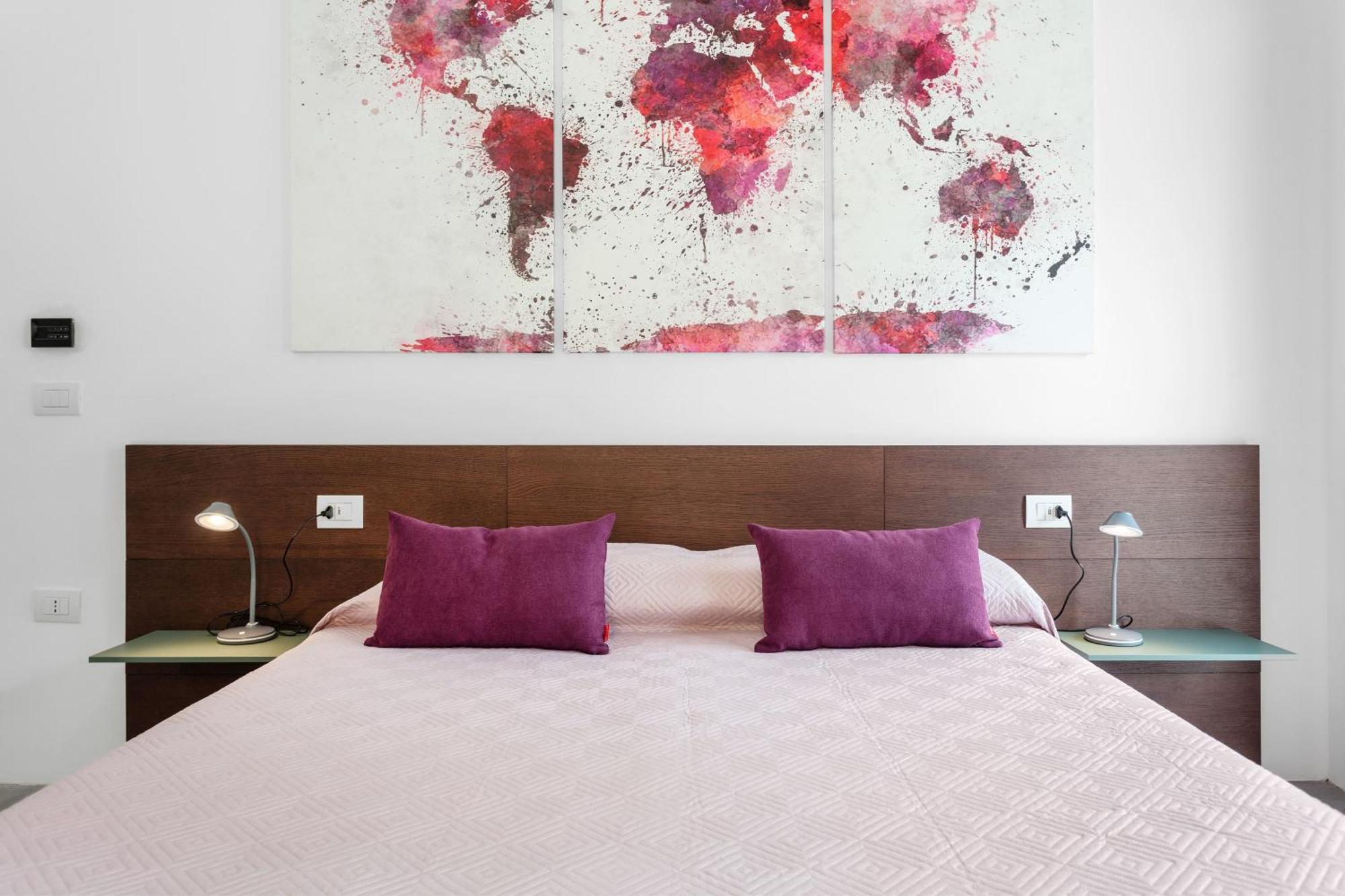 Double D House Bed & Breakfast ออลเบีย ภายนอก รูปภาพ